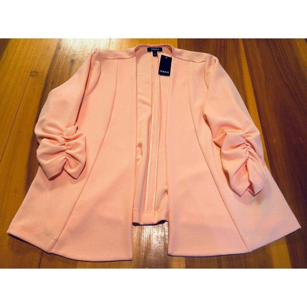 Torrid Women’s Cardigan. NWT. Size 1 (1X). Drape Front. Pink